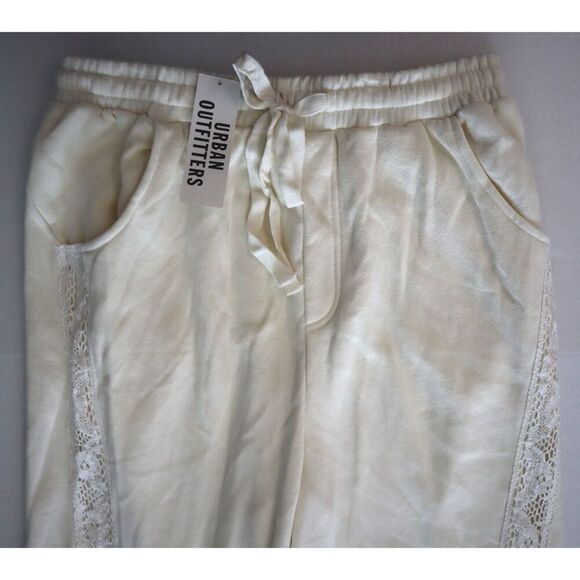Urban Outfitters Women's Sz M Ivory Out From Under Jayden Lace-Inset Sweatpants - Picture 4 of 13